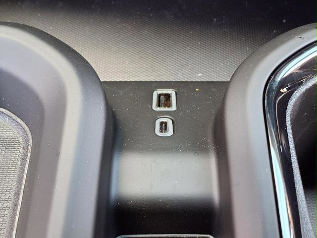 Used 2026 GMC Sierra 2500 AT4 w/ AT4 Premium Plus Package image 9