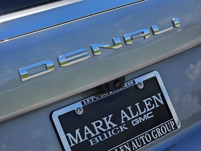 New 2026 GMC Yukon XL Denali AWD/4WD image 8