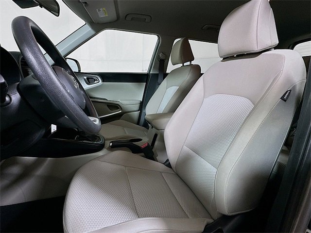 Used 2024 Kia Soul LX w/ Option Group 015 image 11