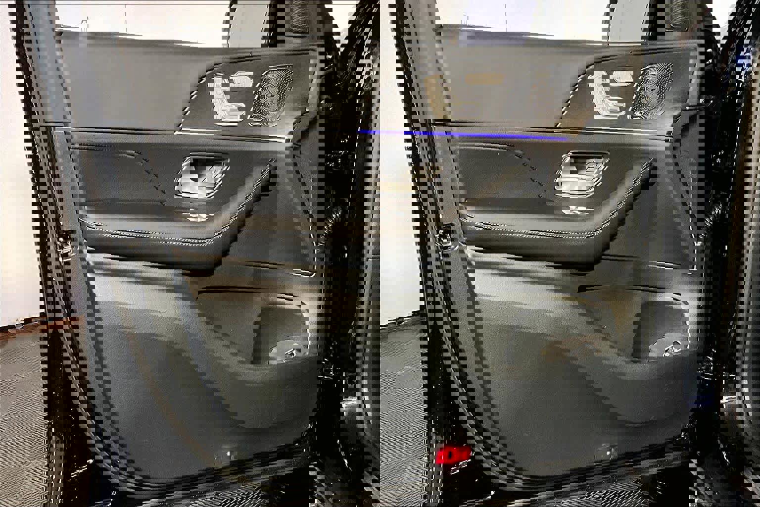 New 2026 Mercedes-Benz GLS 450 4MATIC image 11