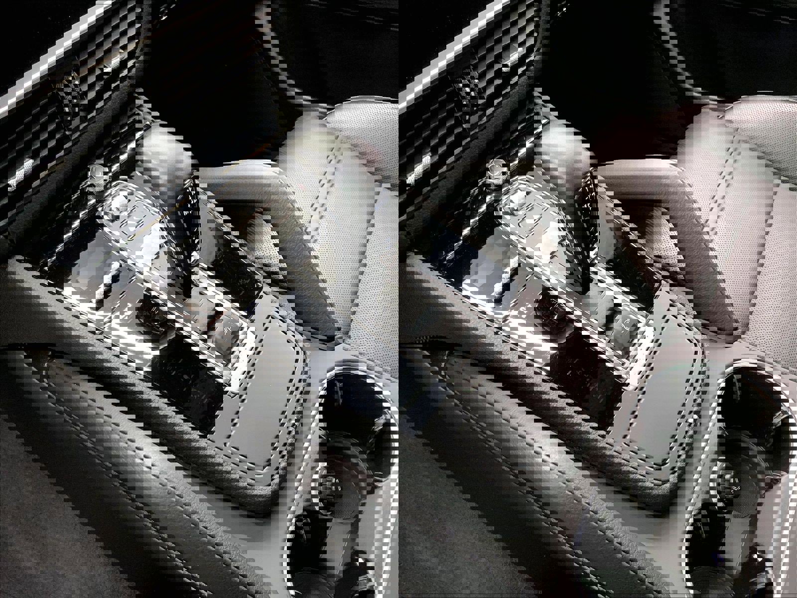 Used 2023 Porsche Cayenne image 17