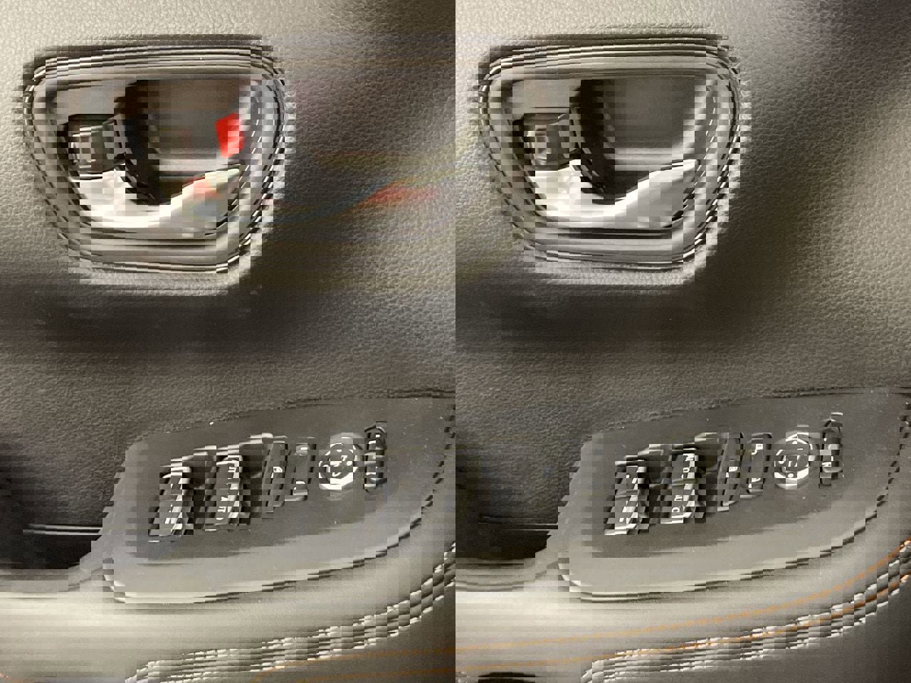 Used 2024 Honda HR-V Sport image 16