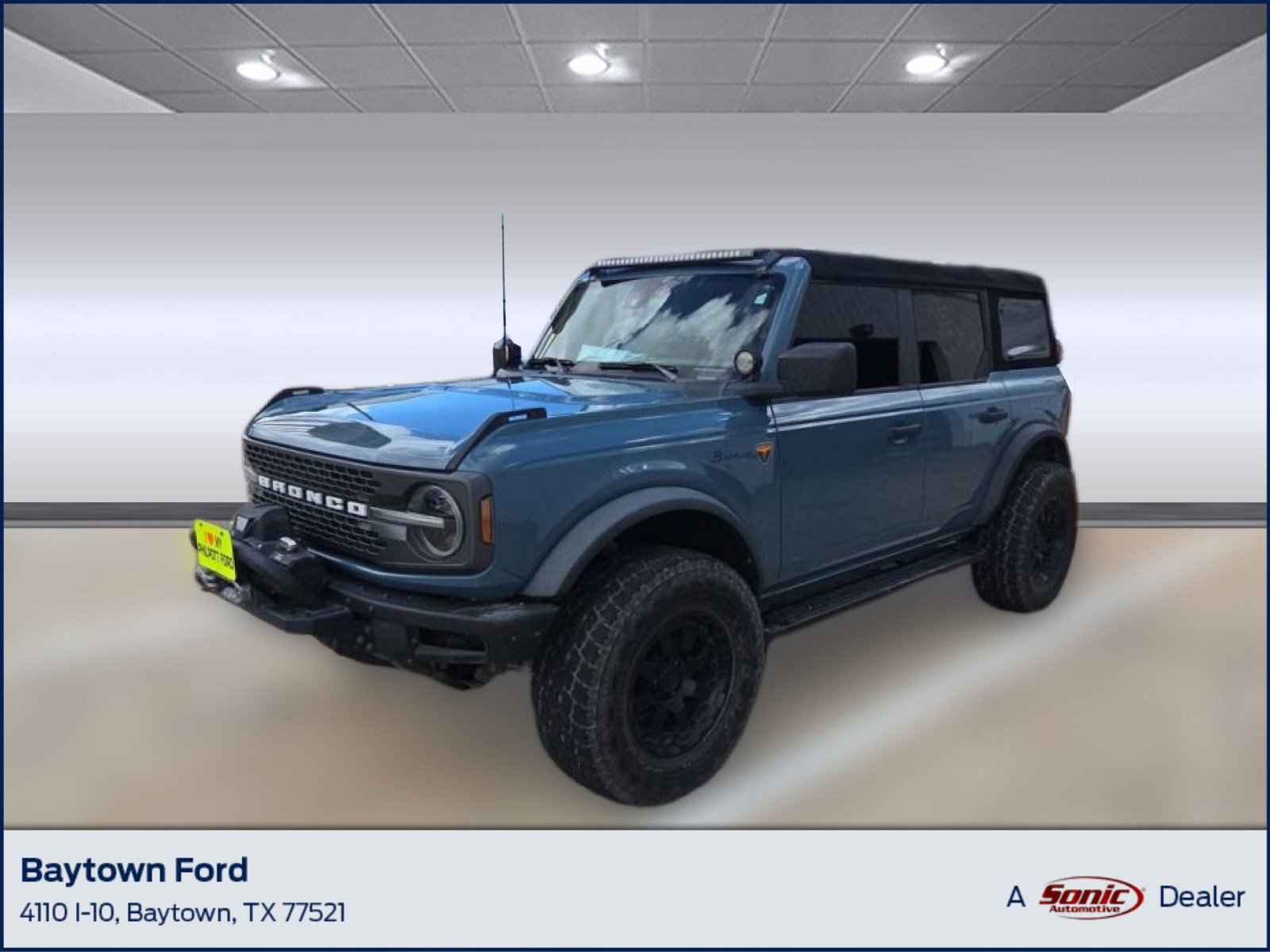 Used 2022 Ford Bronco Badlands image 1