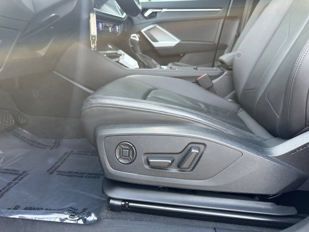 Certified 2022 Audi Q3 2.0T Premium Plus w/ Premium Plus Package AWD/4WD image 20
