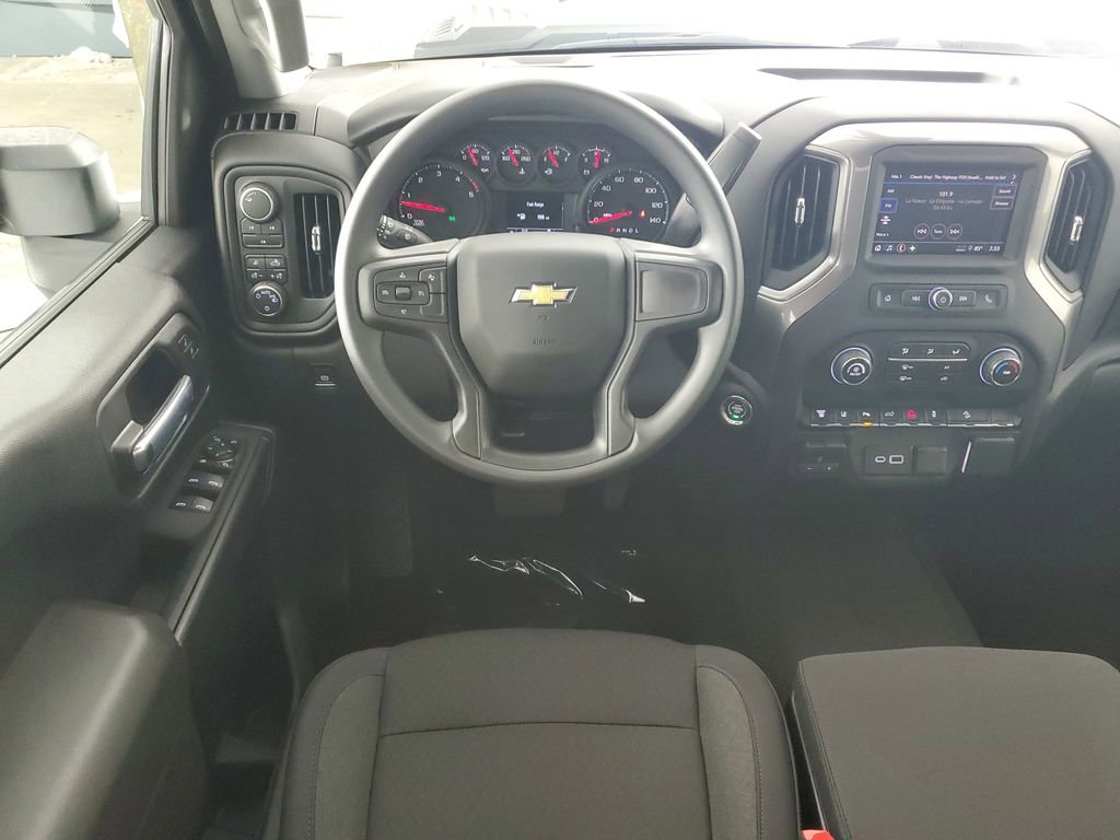 New 2025 Chevrolet Silverado 2500 Custom w/ Custom Value Package image 15