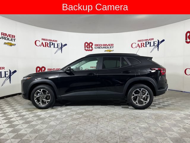 Used 2026 Chevrolet Trax LT FWD image 4