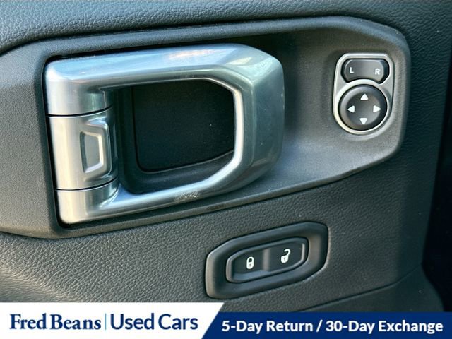 Used 2022 Jeep Gladiator Mojave w/ LED Lighting Group image 20