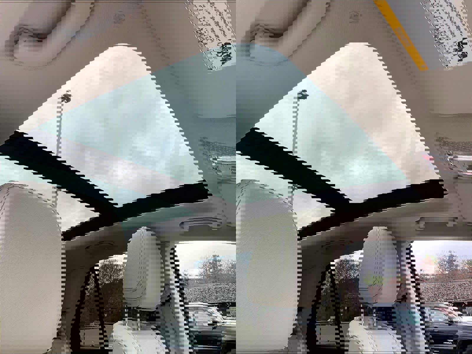 Used 2022 Mercedes-Benz GLE 350 4MATIC image 22