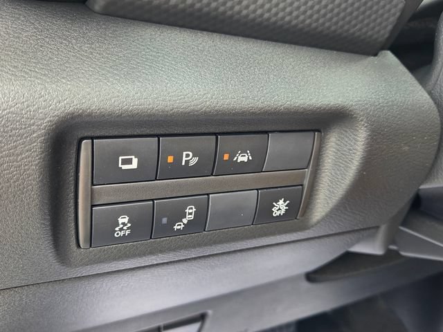 Used 2025 Nissan Kicks Play S FWD image 27