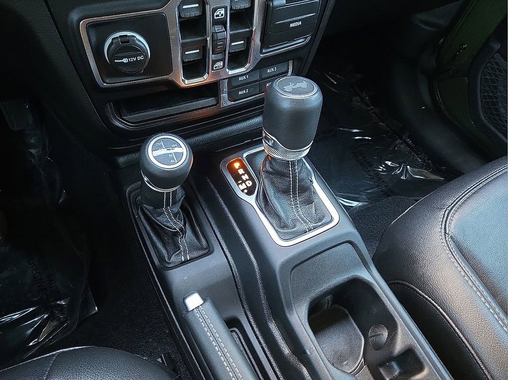 Used 2021 Jeep Wrangler Unlimited Sahara image 29