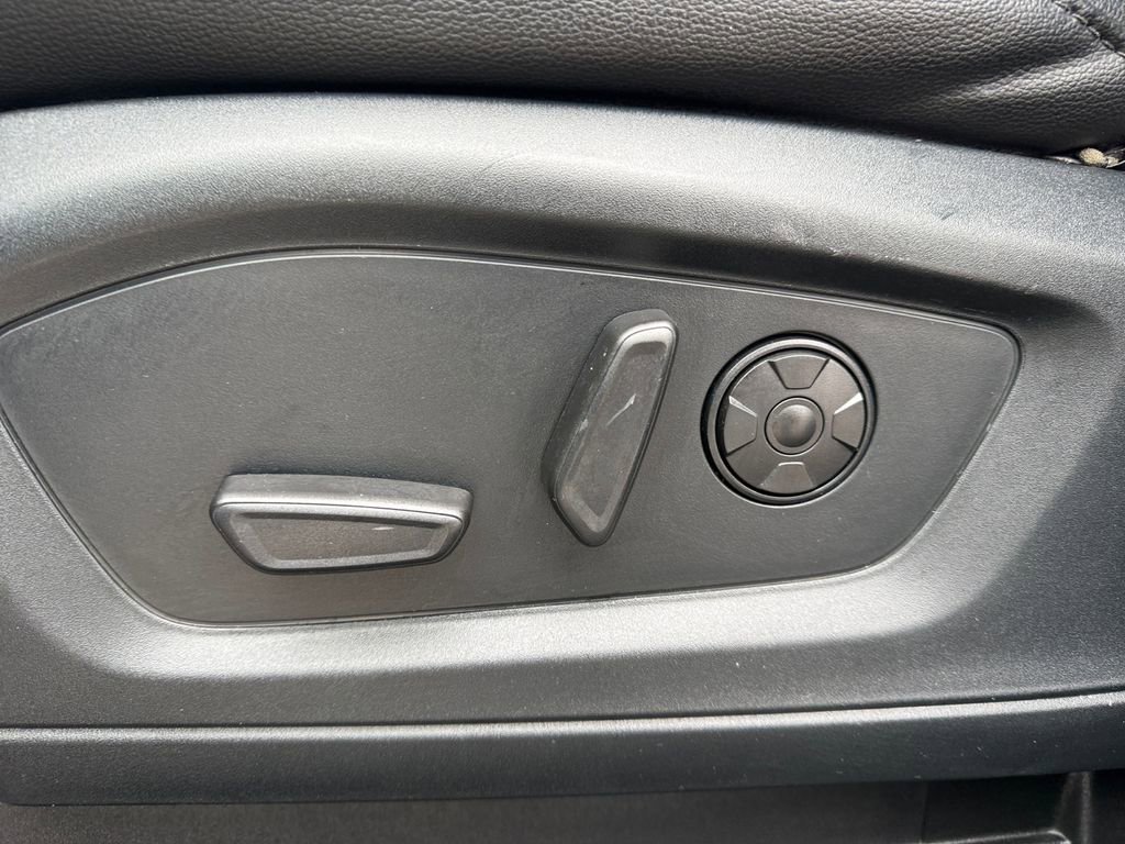 Used 2022 Ford Explorer ST w/ Equipment Group 401A image 16