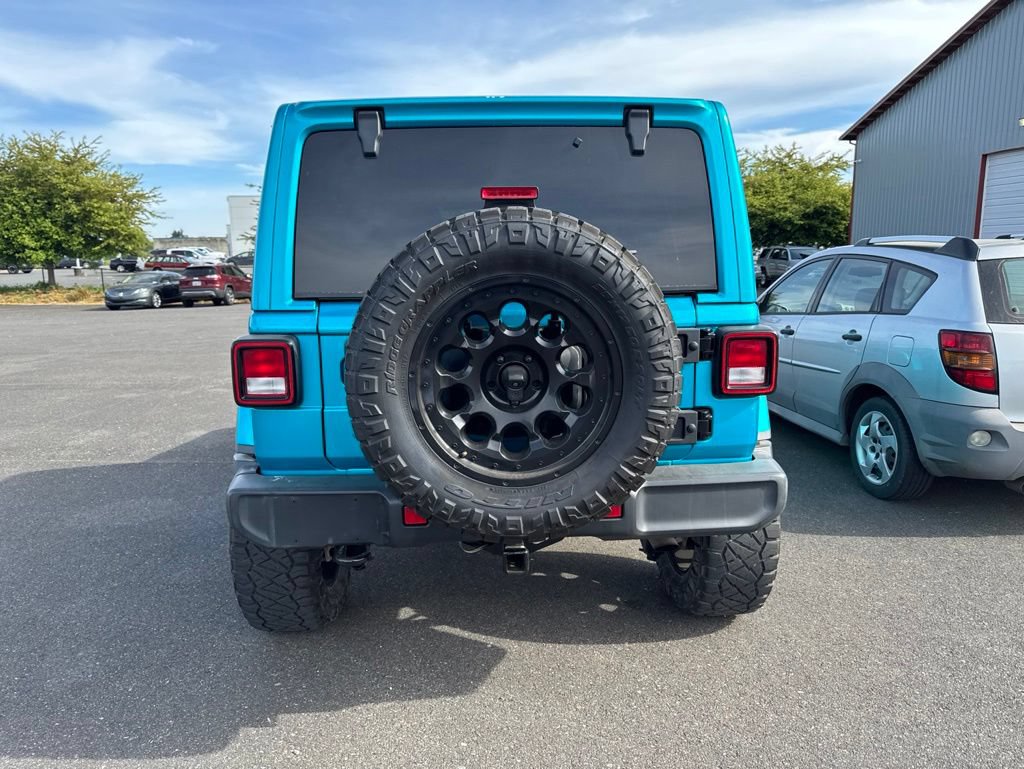 Used 2018 Jeep Wrangler Unlimited Sahara w/ Cold Weather Group AWD/4WD video 3