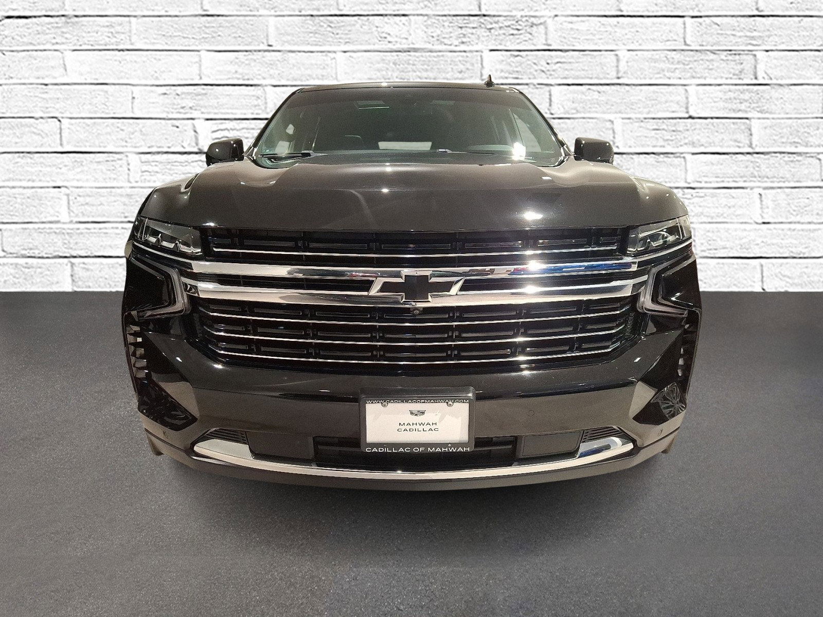 Used 2022 Chevrolet Tahoe LT w/ LT Signature Plus Package image 3