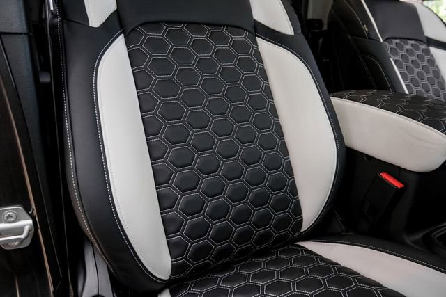 Used 2025 Jeep Gladiator Sport image 16