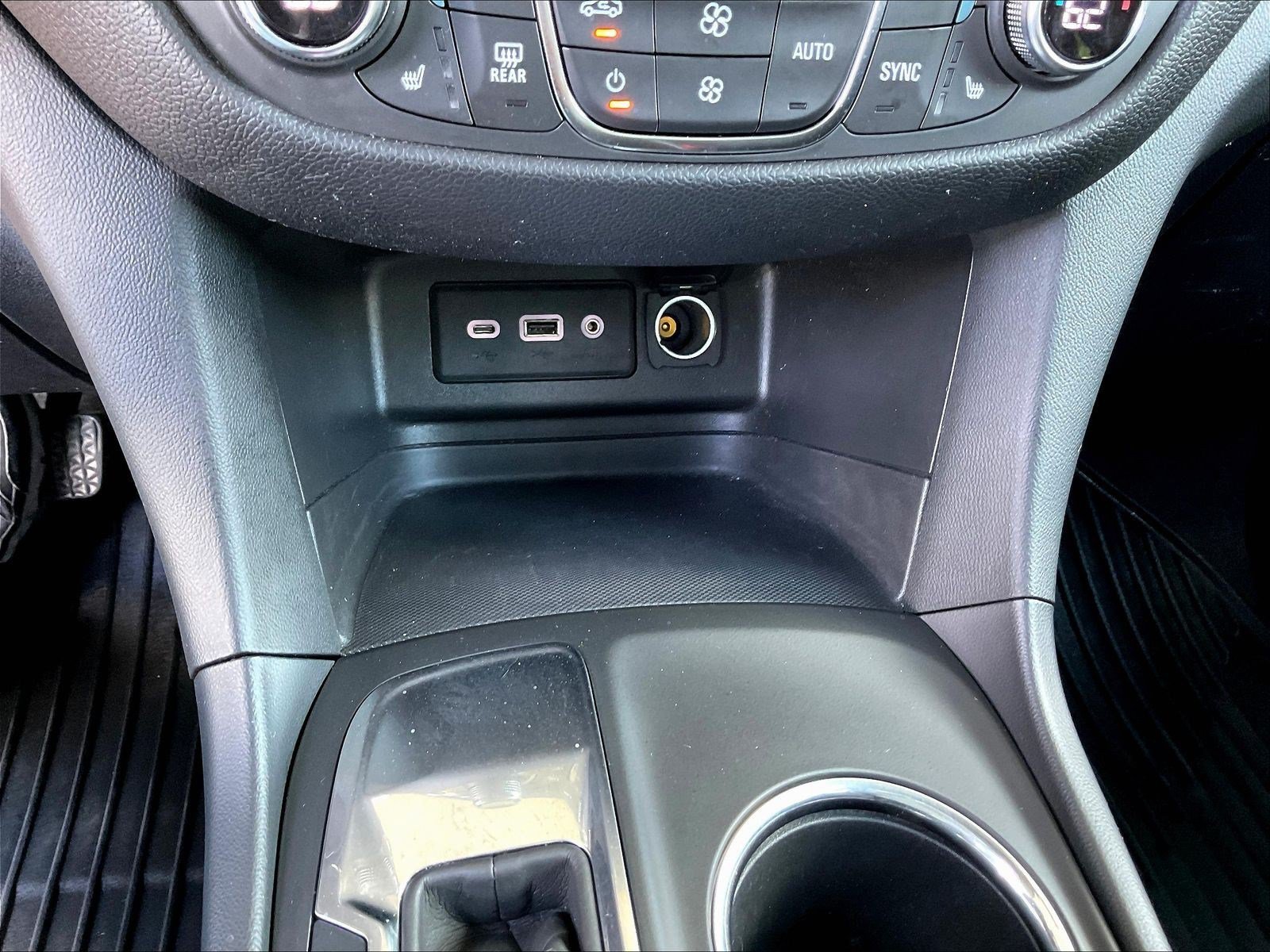 Used 2019 Chevrolet Equinox LT FWD image 15