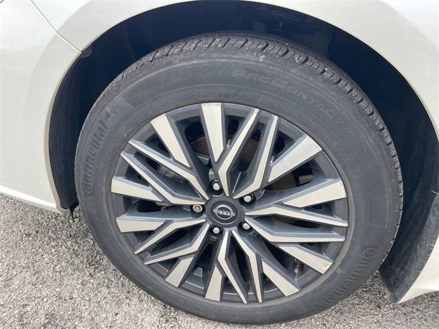Used 2023 Nissan Altima 2.5 SV image 7