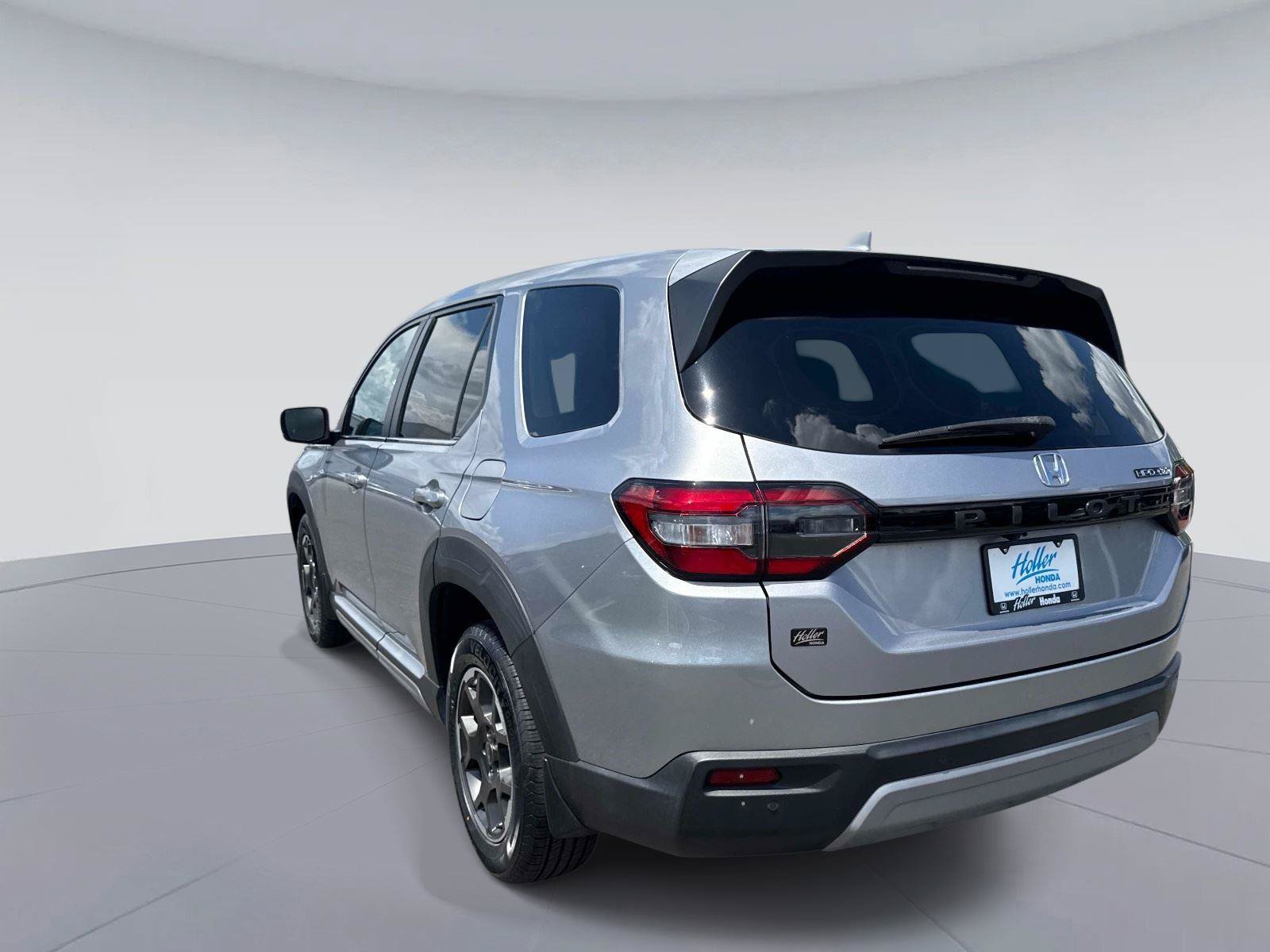 Certified 2023 Honda Pilot EX-L image 6