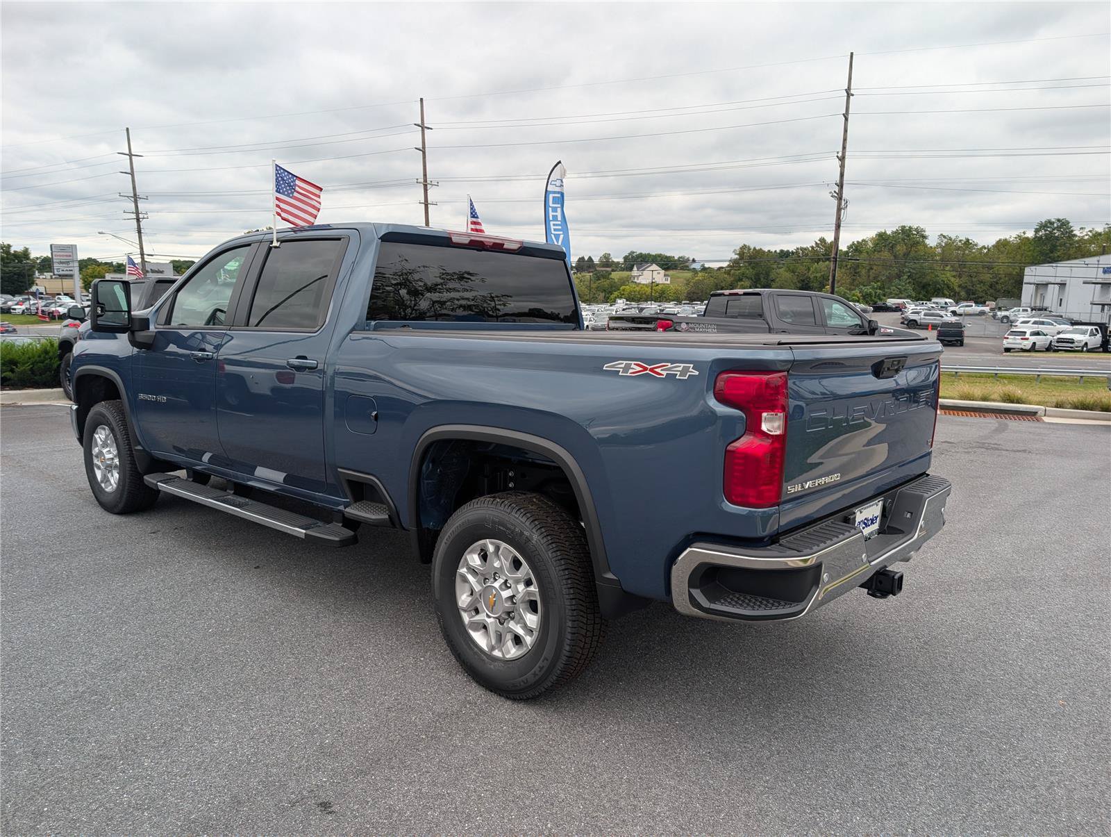 New 2026 Chevrolet Silverado 3500 LT w/ Safety Package AWD/4WD image 2