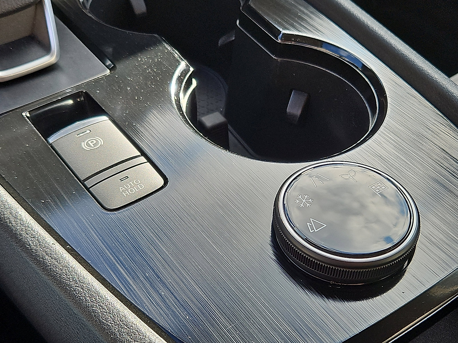 Certified 2023 Nissan Rogue SV image 22