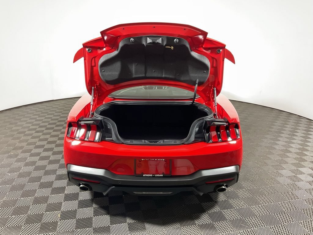 Used 2025 Ford Mustang GT Premium RWD image 15