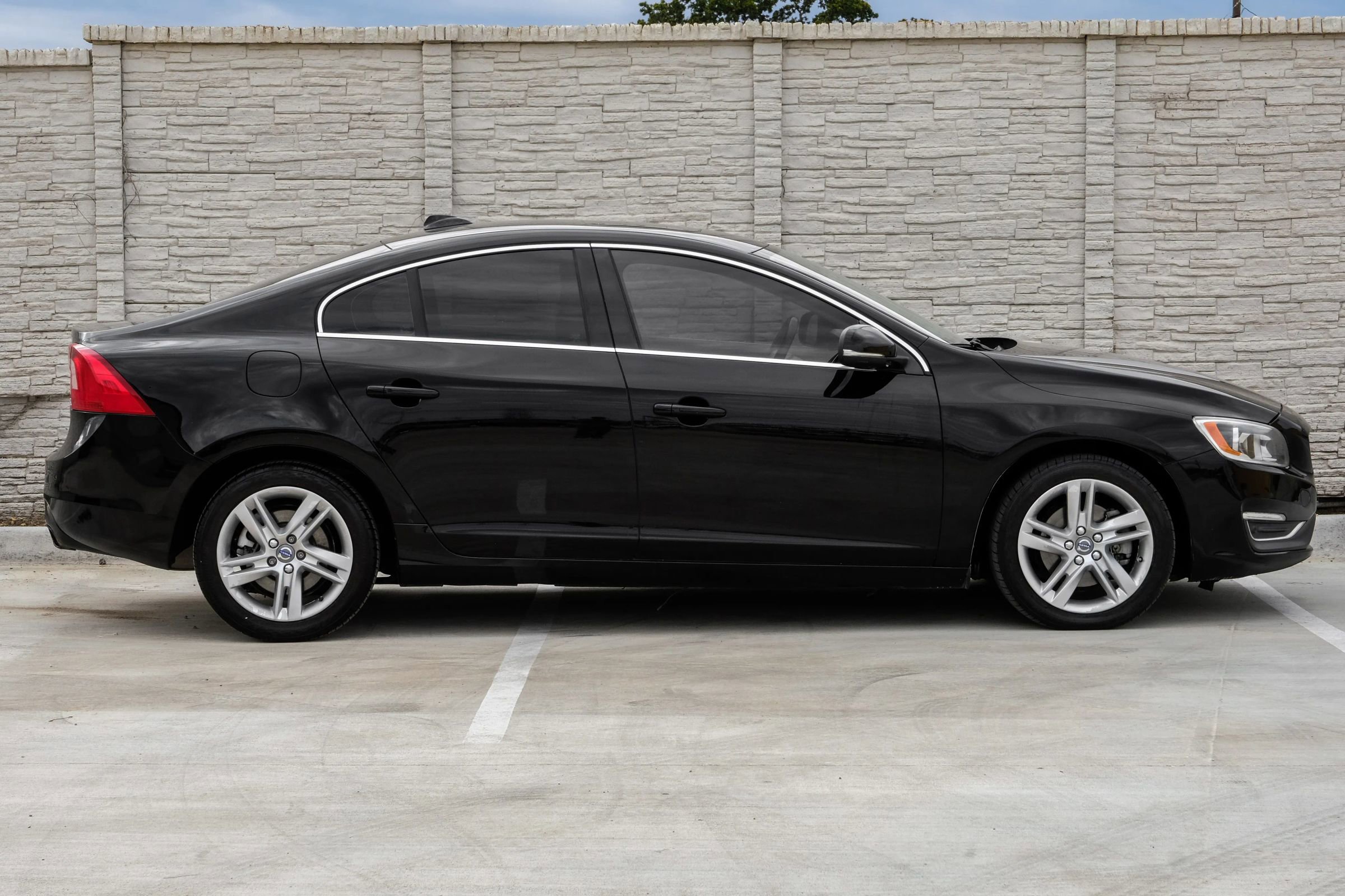 Used 2015 Volvo S60 T5 Premier image 6