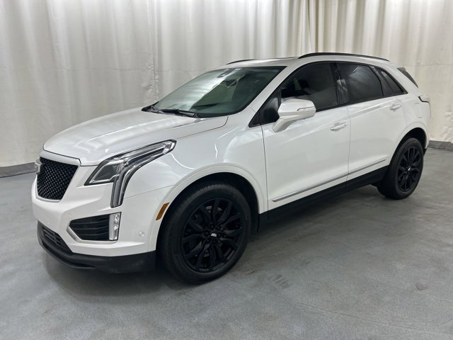 Used 2022 Cadillac XT5 Sportv image 2