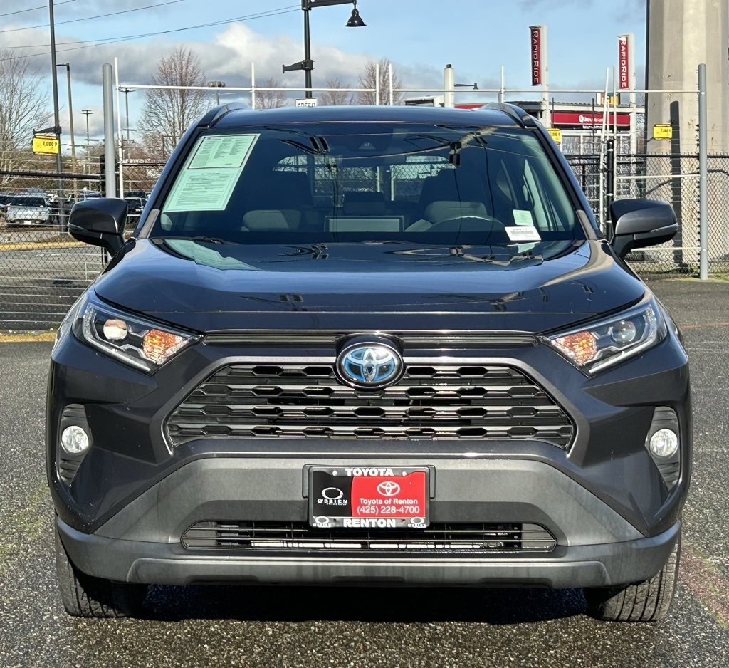 Certified 2020 Toyota RAV4 XLE image 2