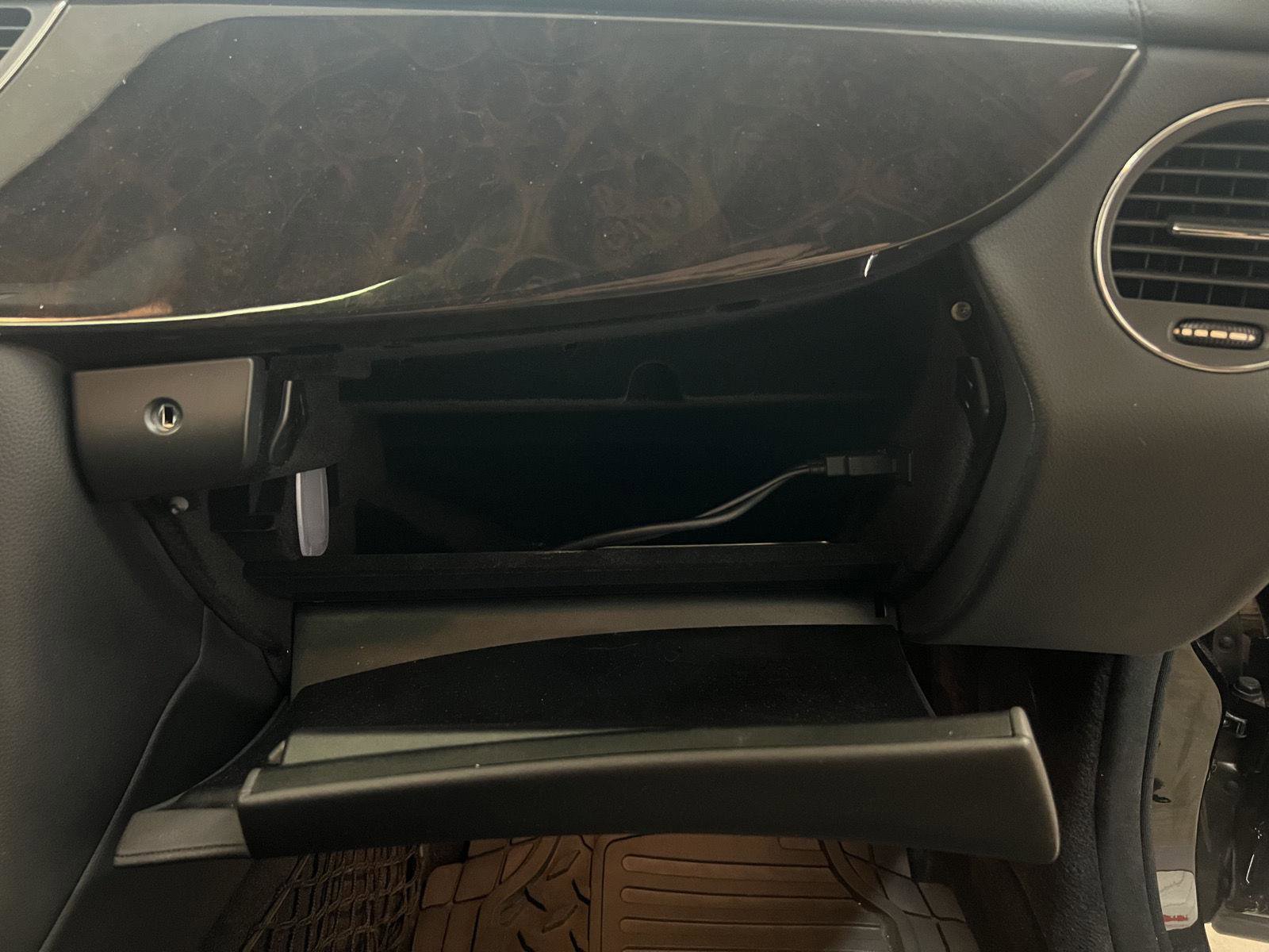 Used 2011 Mercedes-Benz CLS 550 image 27