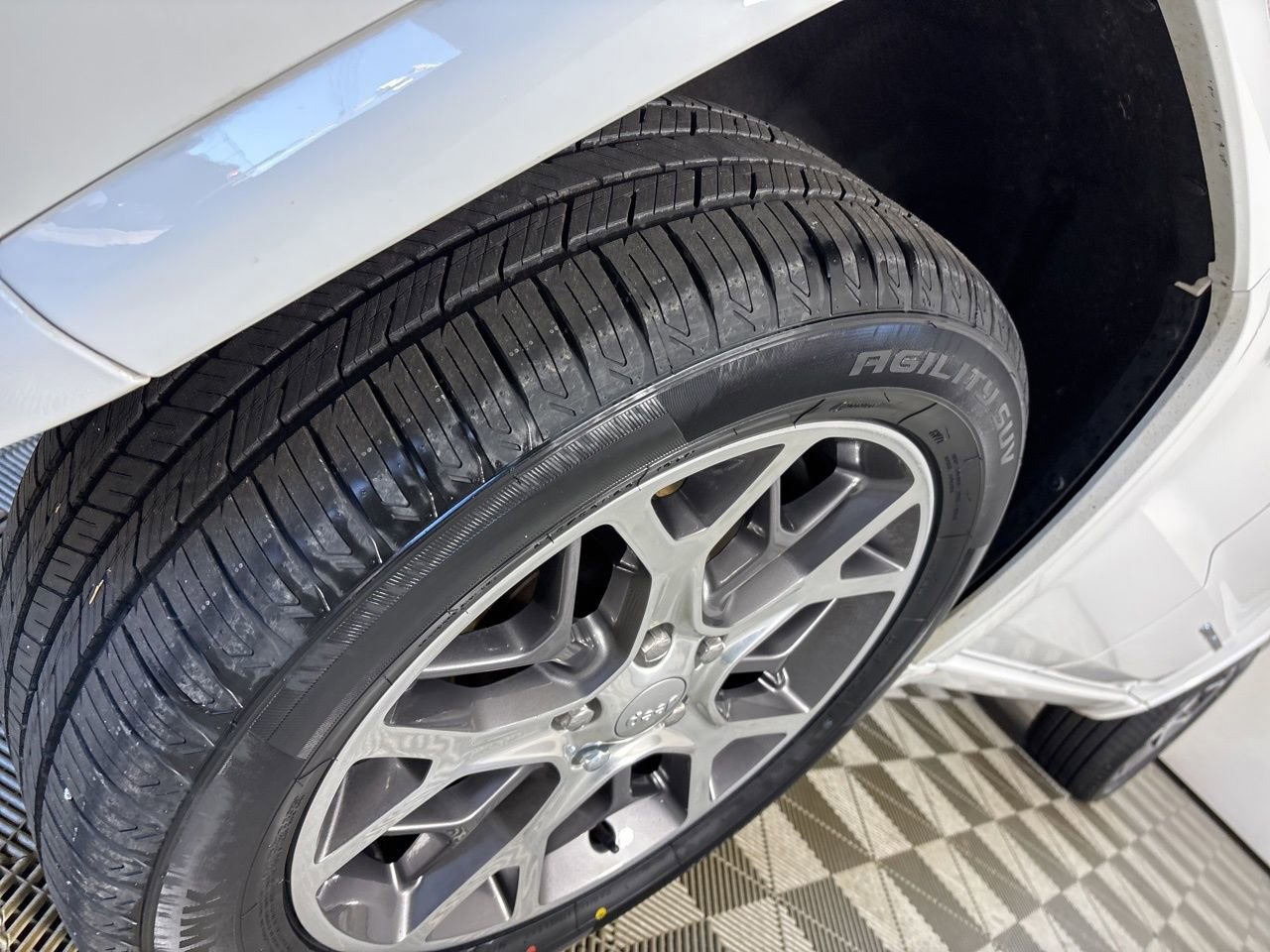 Used 2021 Jeep Grand Cherokee Overland image 34