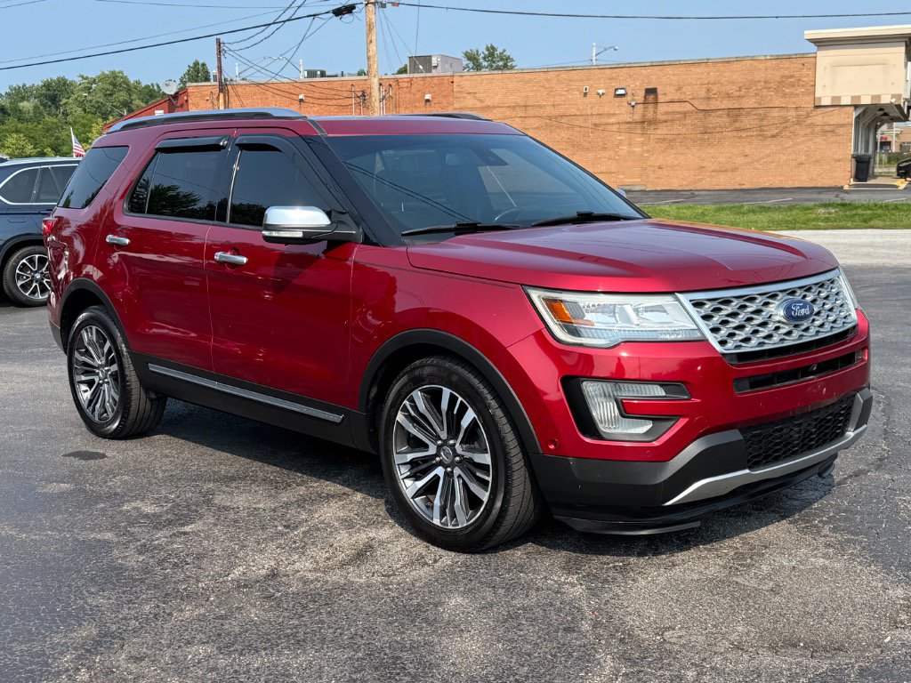 Used 2016 Ford Explorer Platinum AWD/4WD image 4