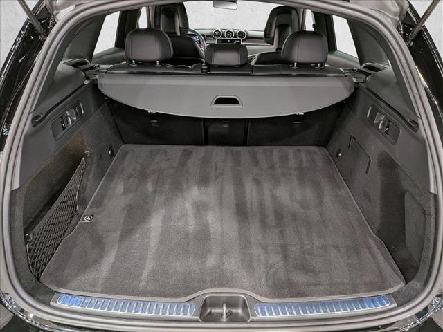 Used 2026 Mercedes-Benz GLC 300 image 6