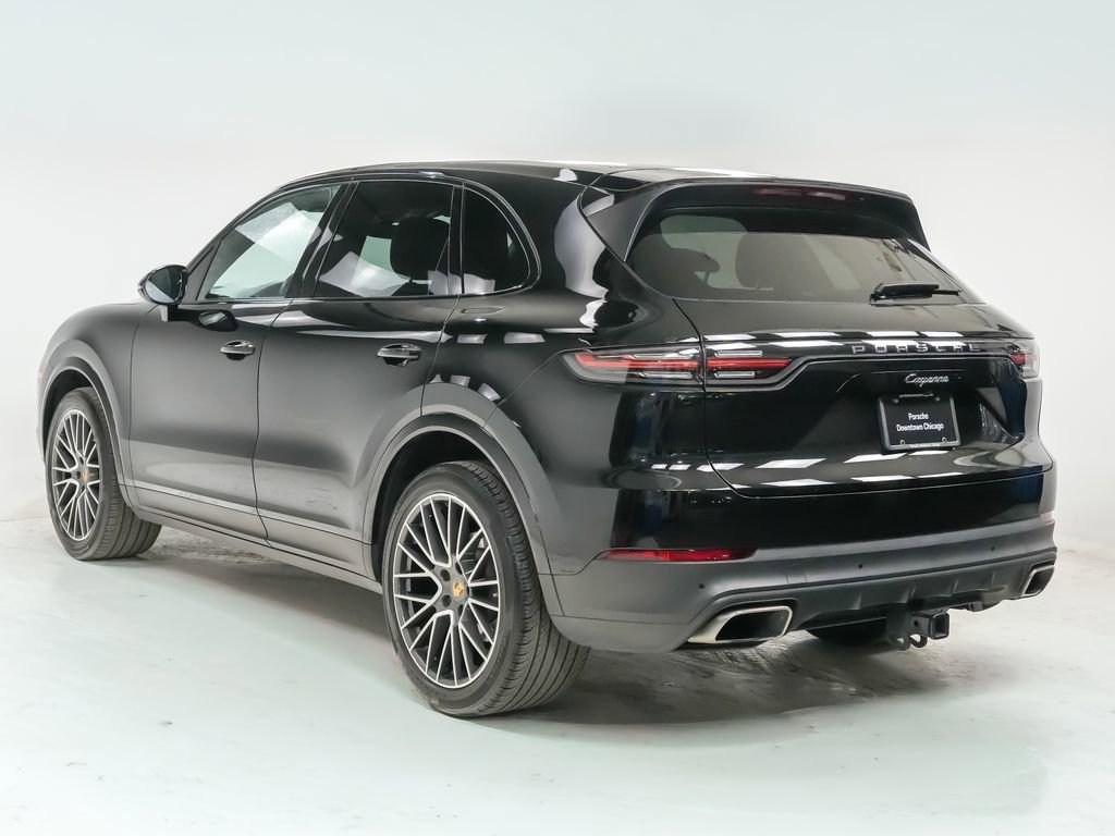 Used 2022 Porsche Cayenne AWD/4WD image 3