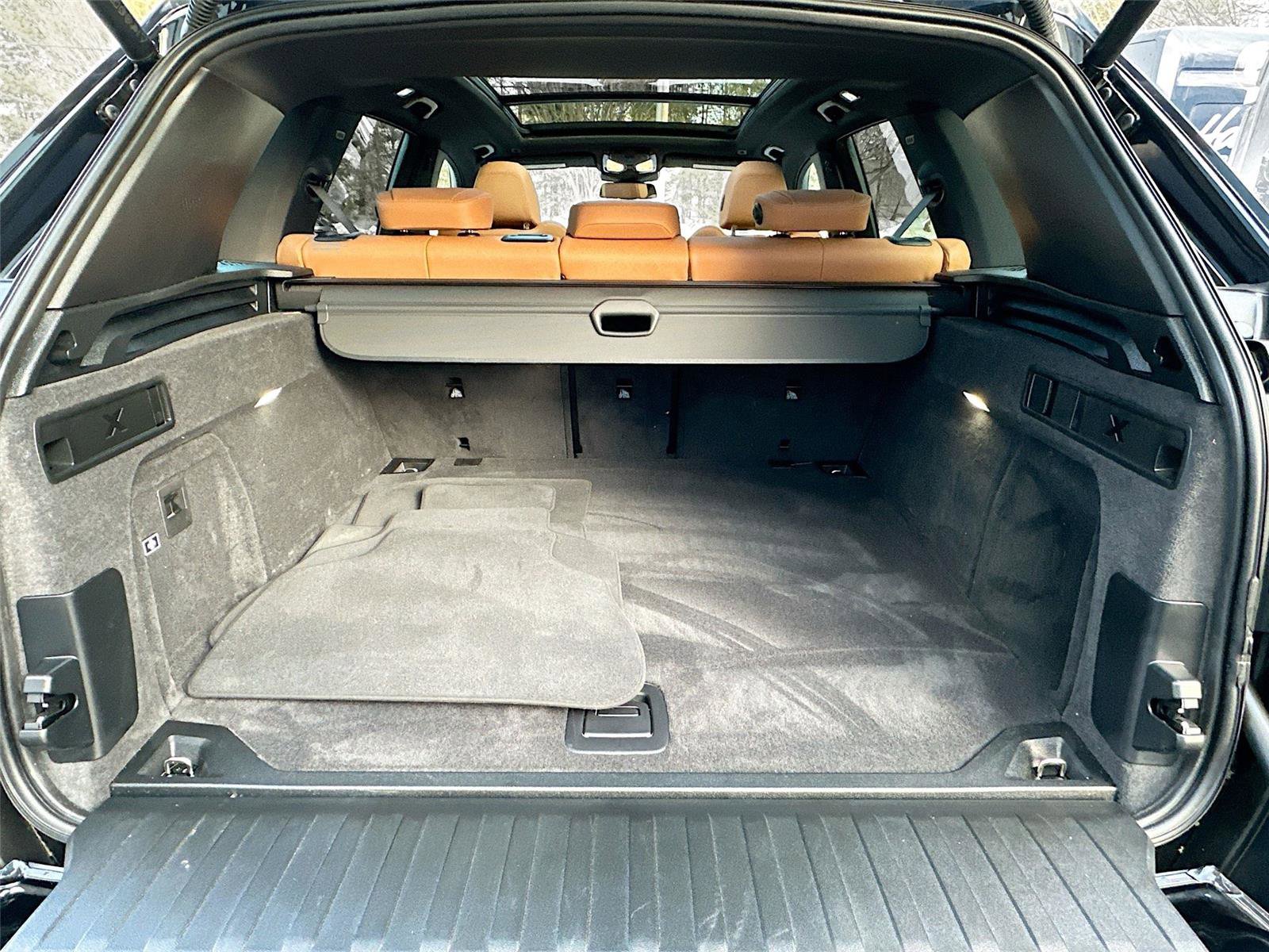 Certified 2024 BMW X5 xDrive40i w/ Parking Assistance Package image 27