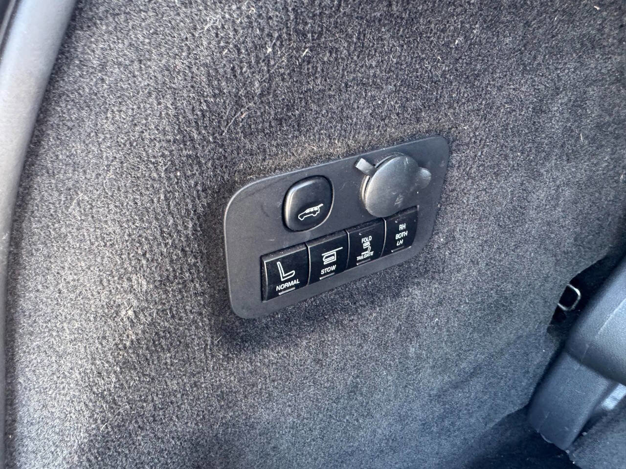 Used 2014 Lincoln MKT AWD w/ Equipment Group 201A image 42