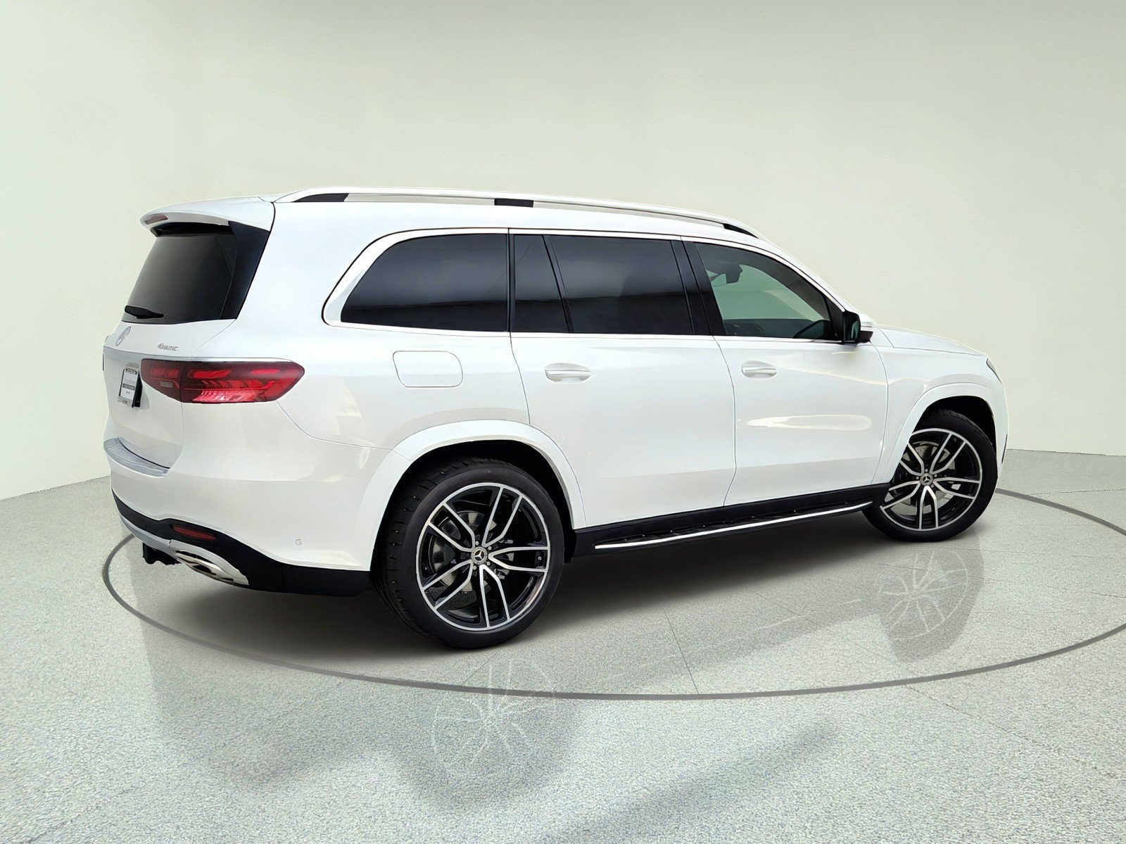 New 2026 Mercedes-Benz GLS 580 4MATIC image 8