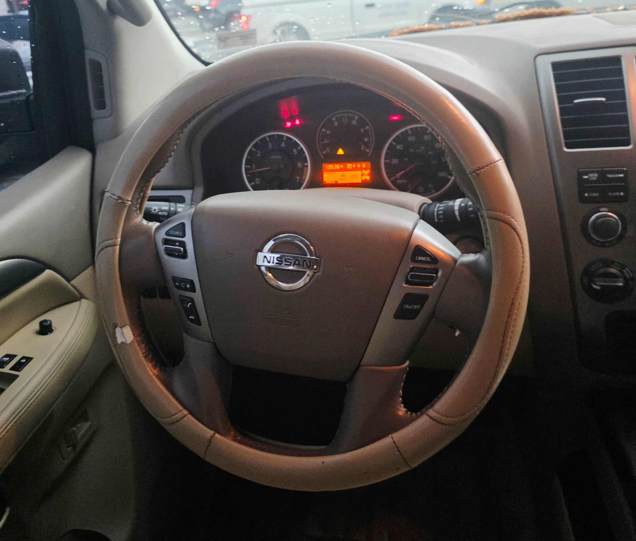 Used 2013 Nissan Armada SV AWD/4WD image 25