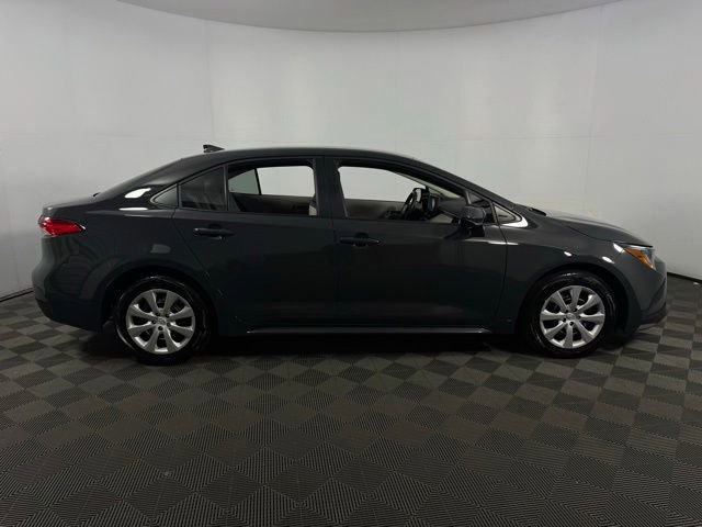 Used 2025 Toyota Corolla LE image 10