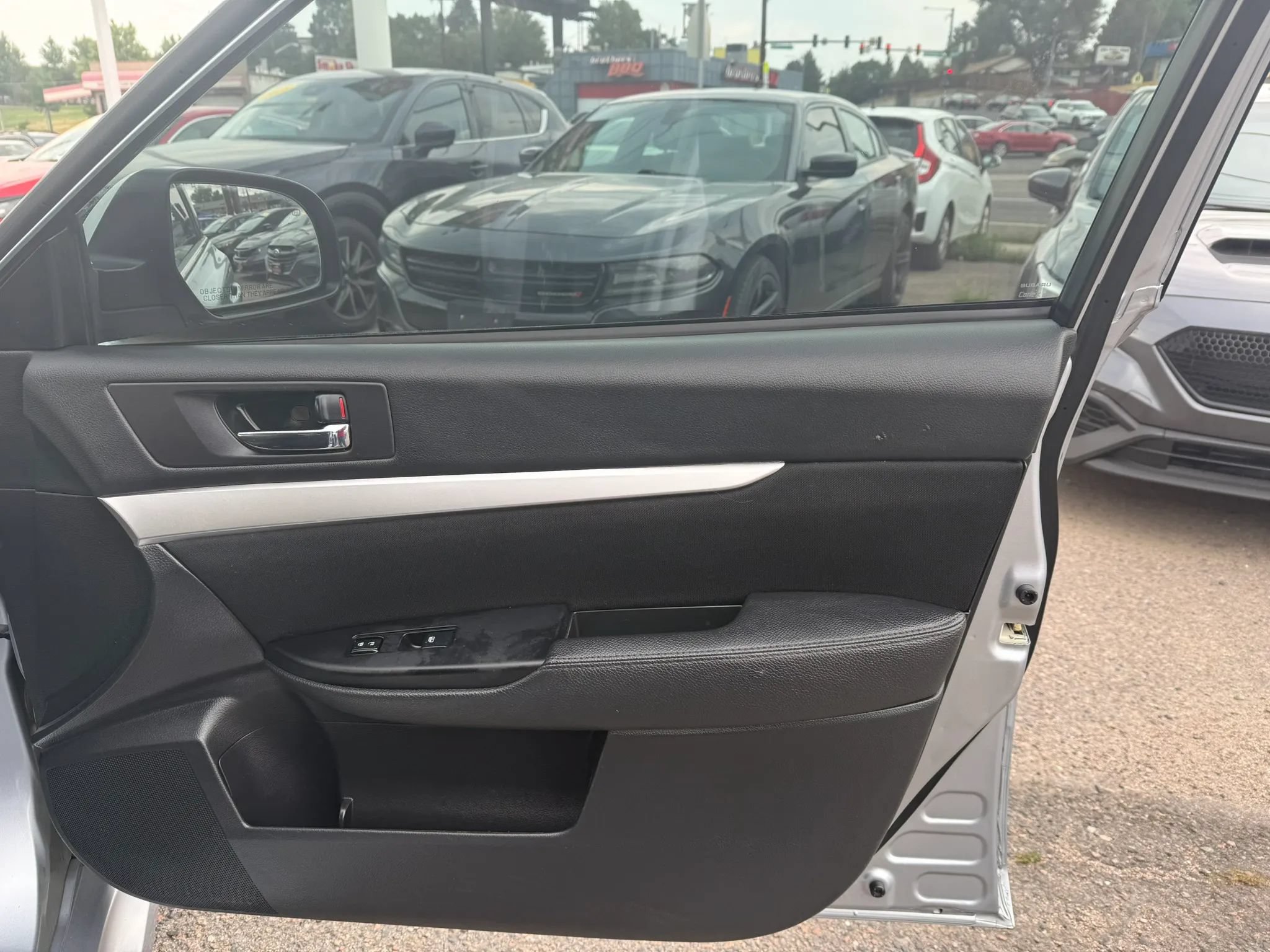 Used 2014 Subaru Legacy 2.5i Premium w/ Moonroof Package AWD/4WD image 17