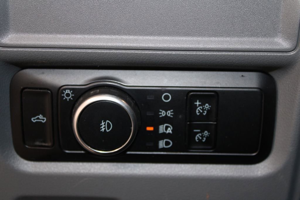 Used 2023 Ford F150 XLT image 41