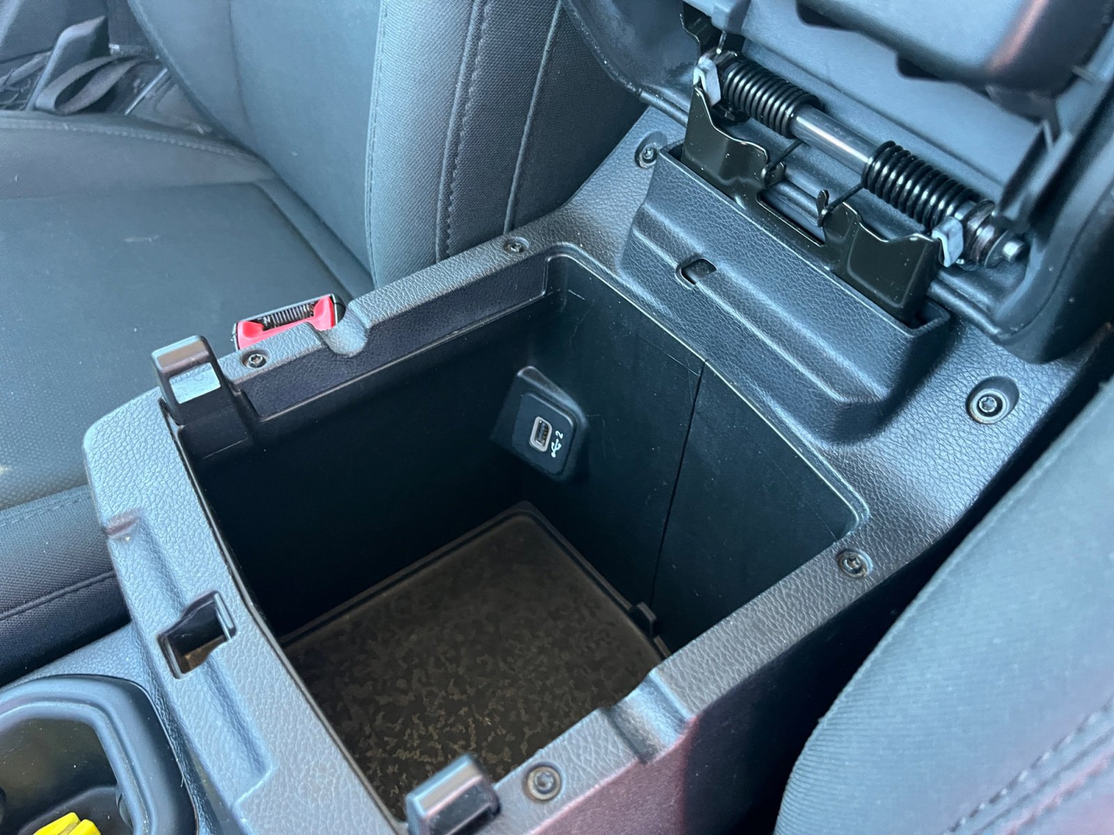 Used 2020 Jeep Gladiator Sport w/ Quick Order Package 24S image 15