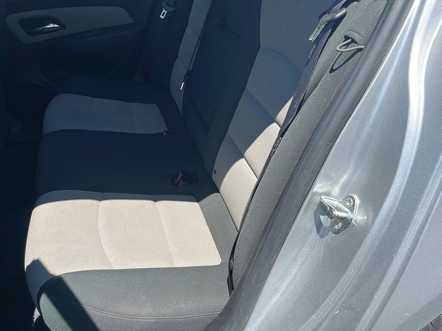Used 2012 Chevrolet Cruze LS FWD image 20