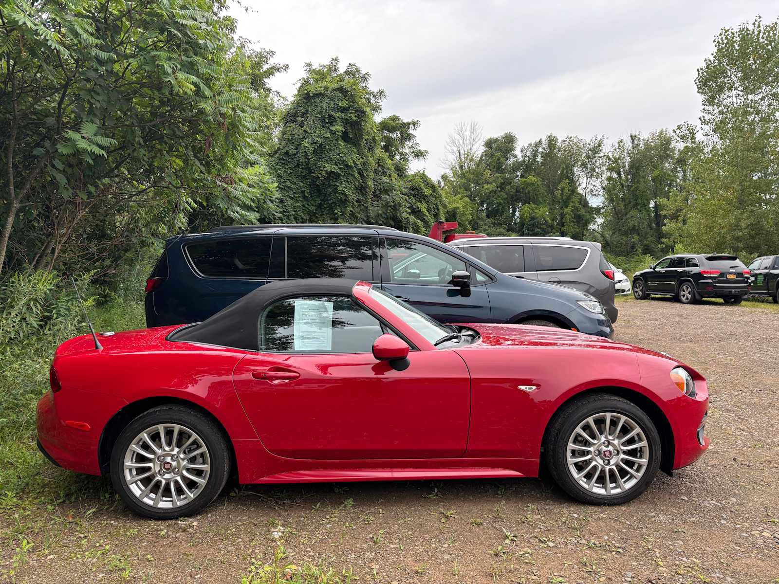 Used 2018 FIAT 124 Spider Classica w/ Technology Group RWD image 4