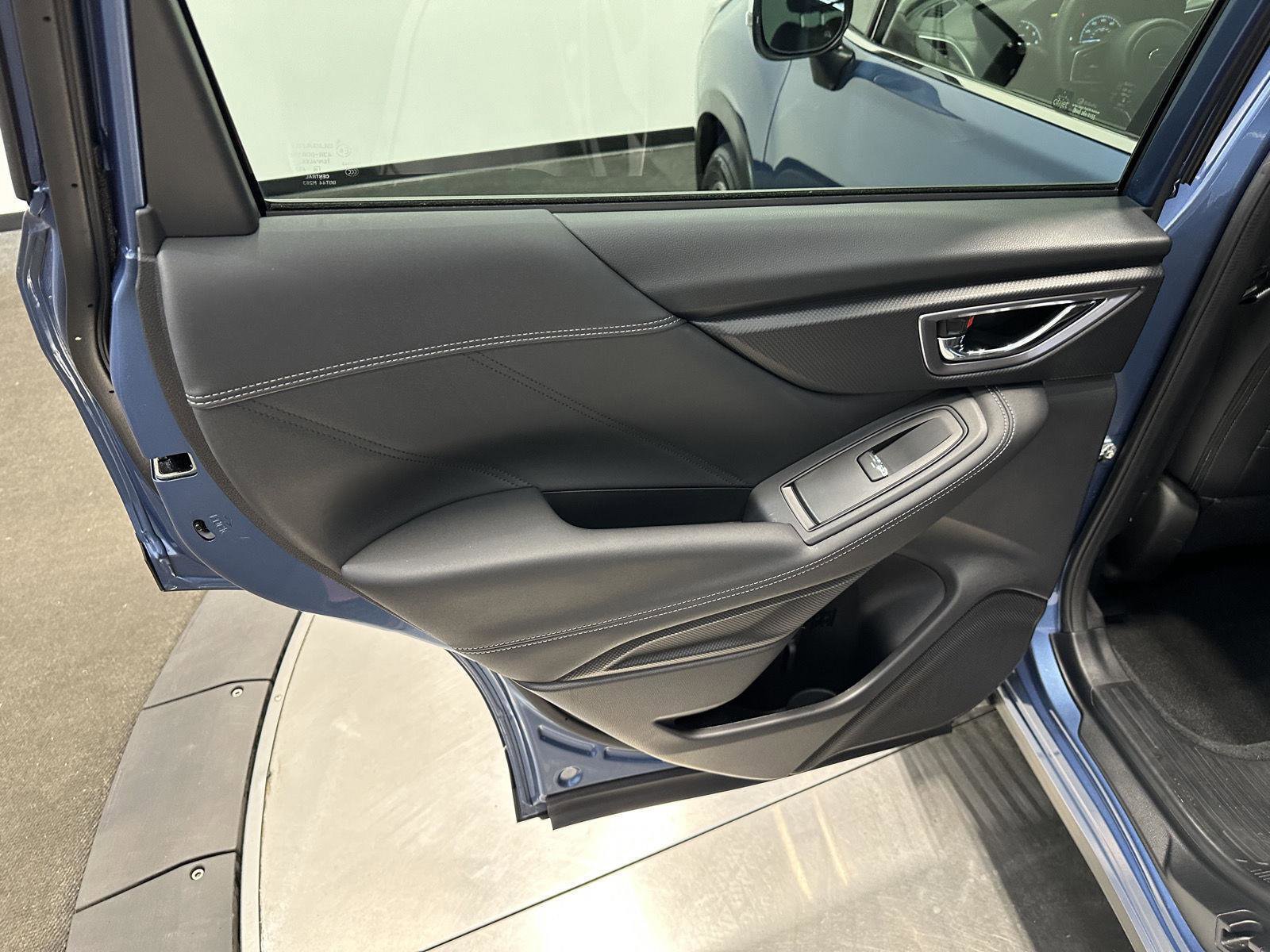 Used 2023 Subaru Forester Touring image 28