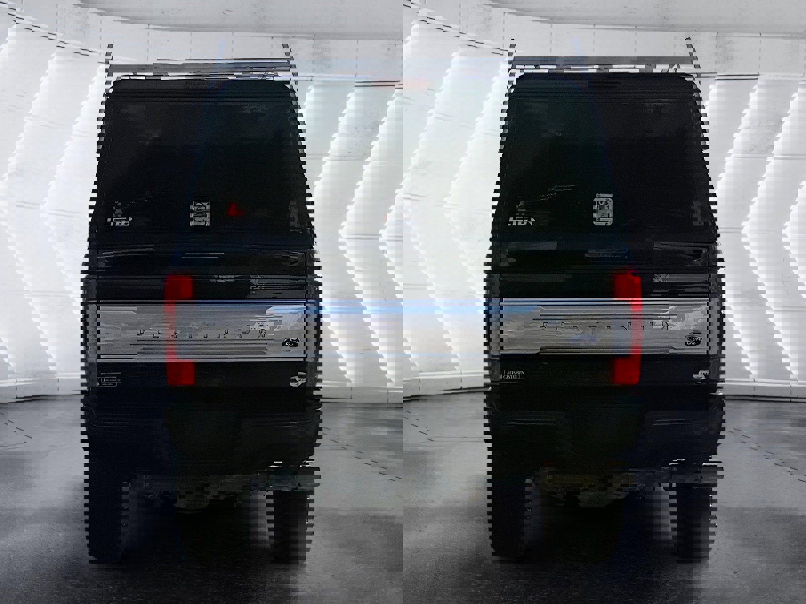 Used 2019 Ford F350 Platinum w/ Platinum Ultimate Package image 5