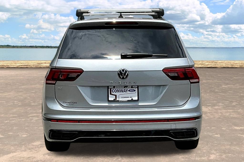 Used 2023 Volkswagen Tiguan SE R-Line FWD image 7