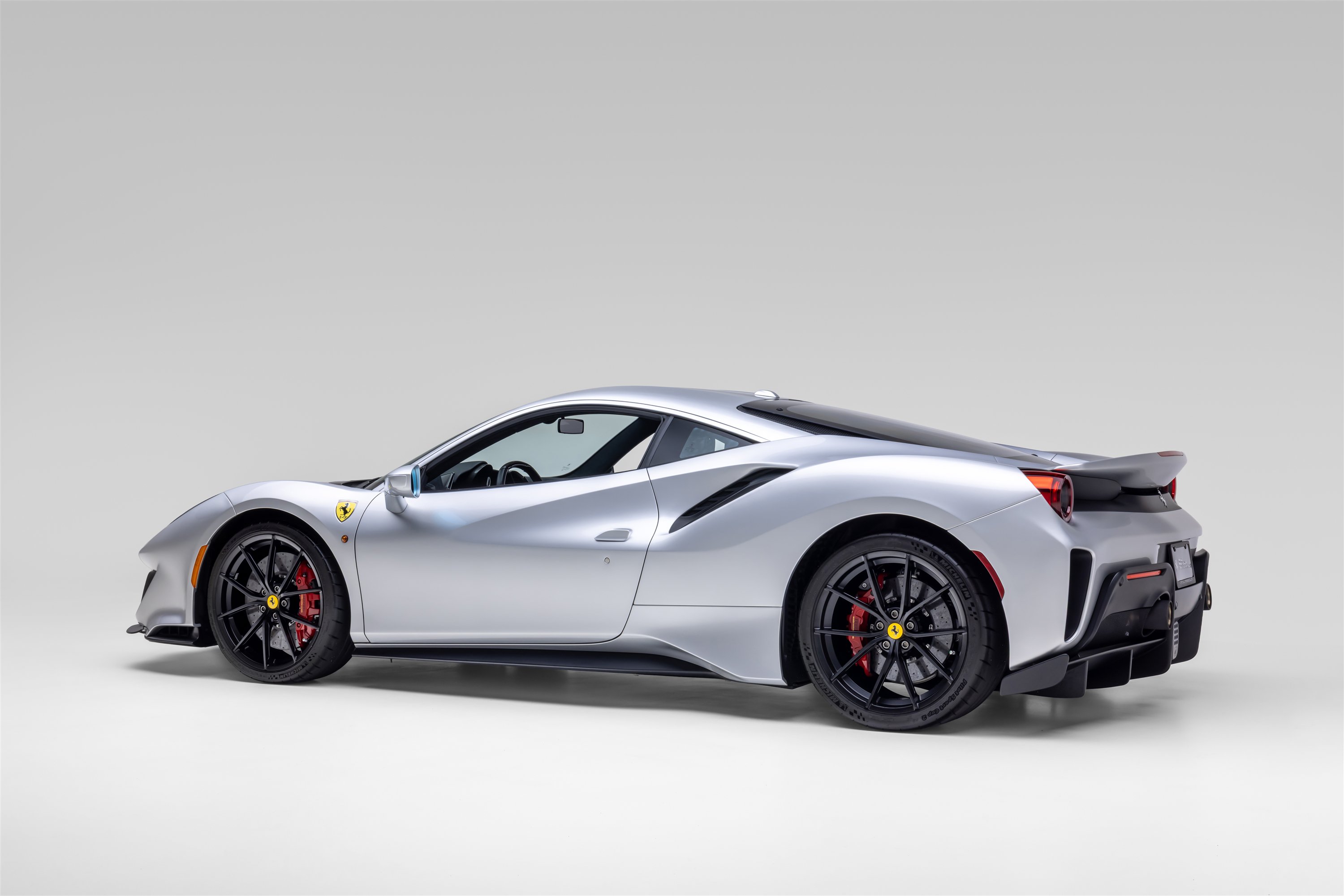 Certified 2020 Ferrari 488 Pista Coupe RWD image 4