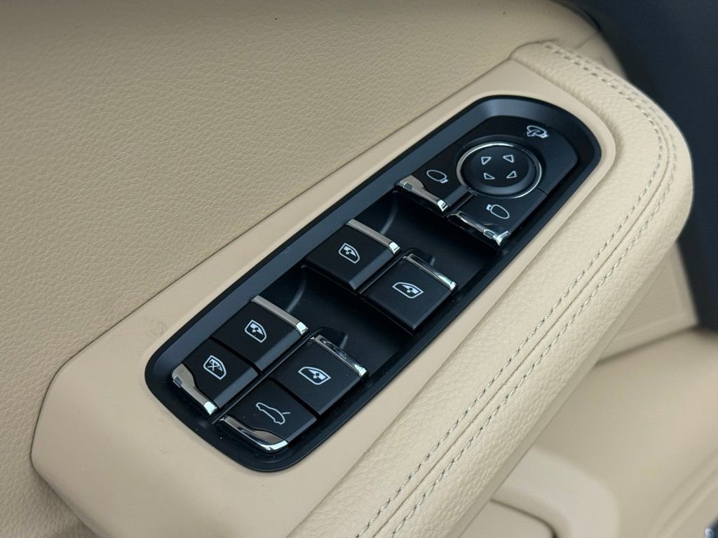 New 2026 Porsche Macan image 28