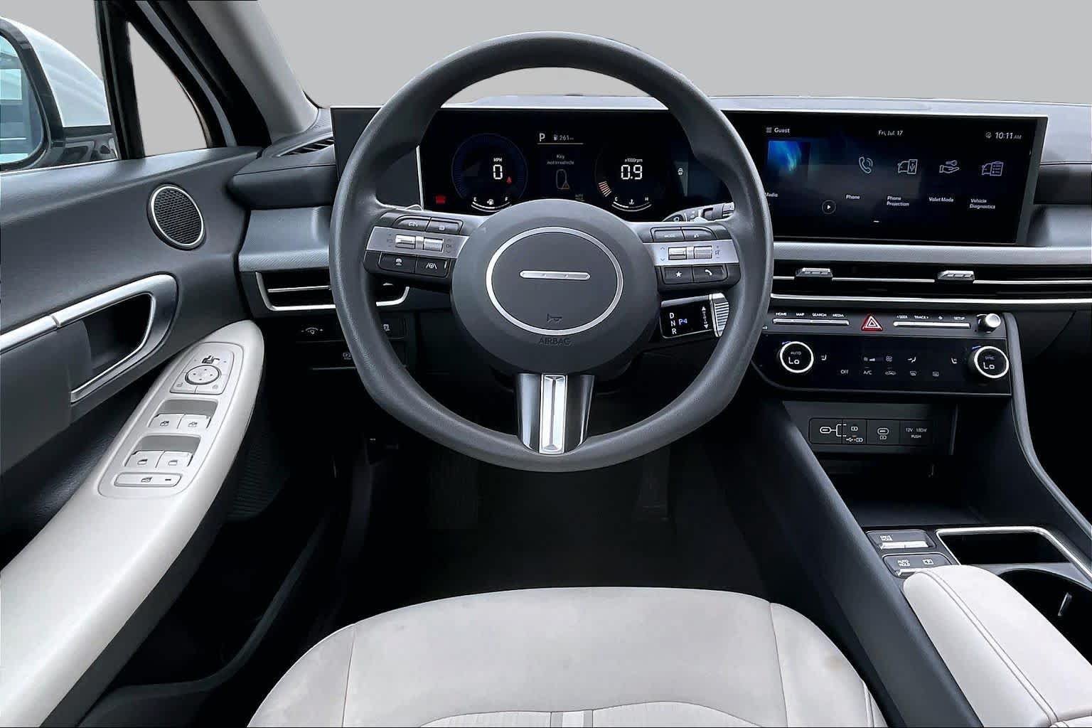 Used 2025 Hyundai Sonata SEL FWD image 5