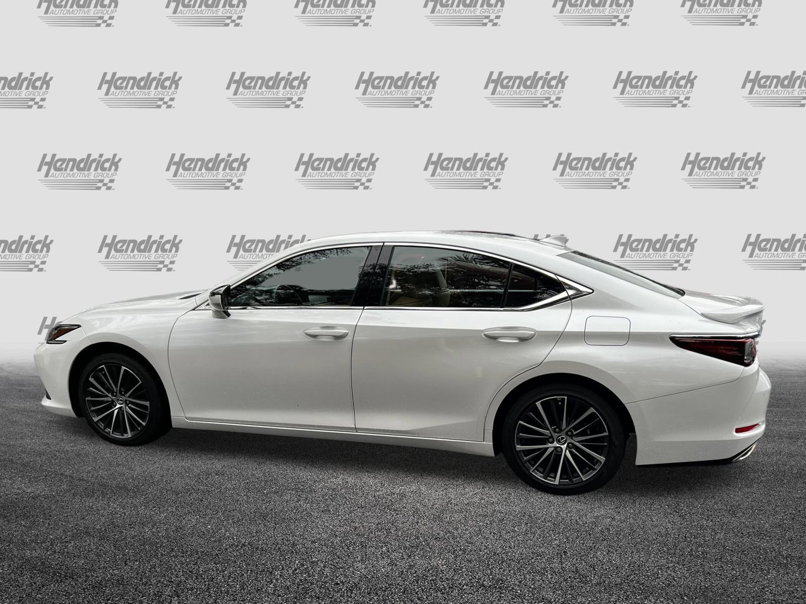 Certified 2023 Lexus ES 350 w/ Premium Package image 6
