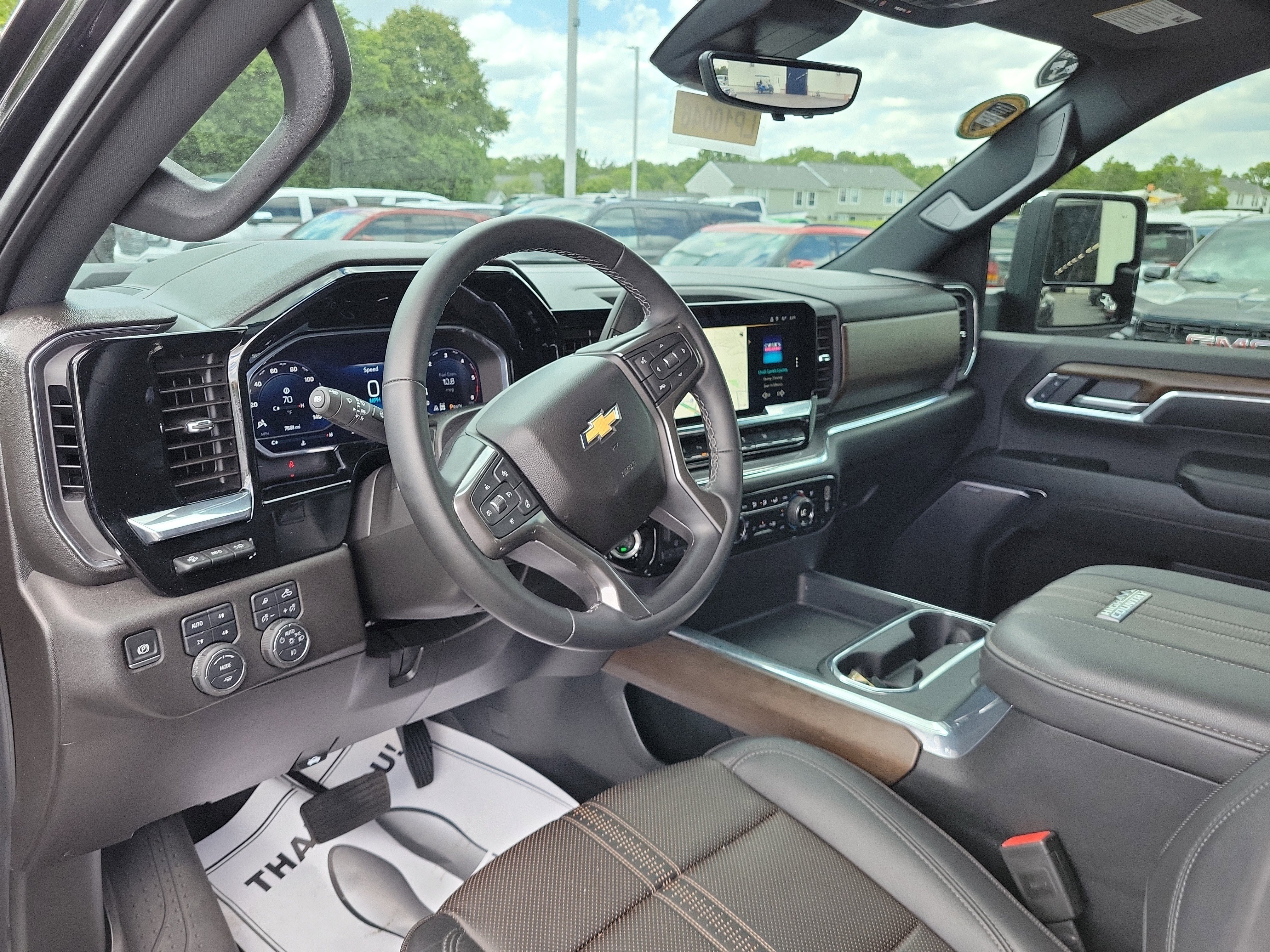 Used 2025 Chevrolet Silverado 3500 High Country w/ High Country Premium Package AWD/4WD image 18